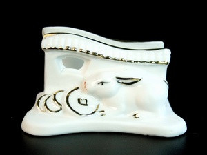 Фарфоровая фигурка 