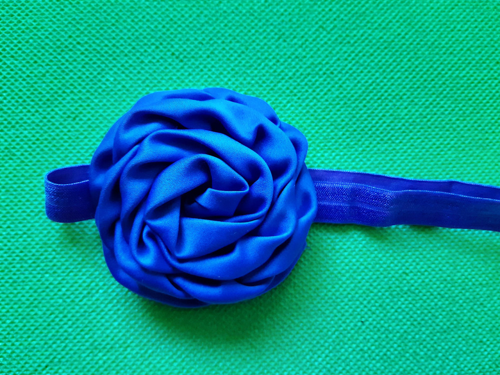 Пов'язка дитяча з трояндочкою кольору електрик - квітка 8см, окружність 36-52см Київ - фото 1