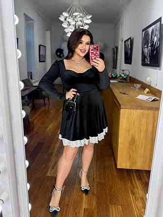 Жіноча стильна оксамитова сукня з відкритим декольте оксамит ; підклад-прошва Одеса