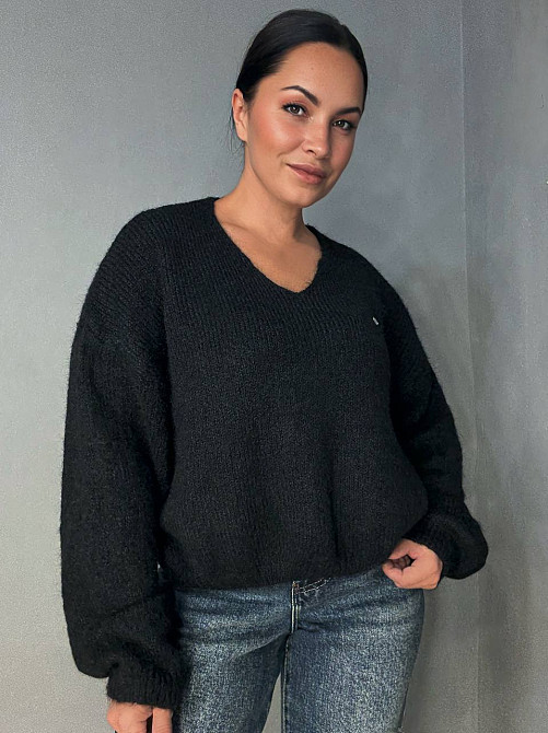 Светр жіночий A-N 08-1 оверсайз з вовною виріз мис, чорний, one size Київ - фото 15