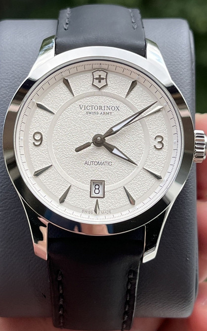 Швейцарський чоловічий годинник Victorinox Alliance automatic 241874 Київ - фото 1