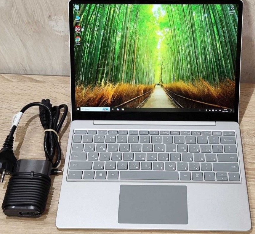 Ноутбук 12,4" Microsoft Surface Laptop Go 2 i5-1135G7 SSD 256Gb 16Gb RAM Київ - фото 8