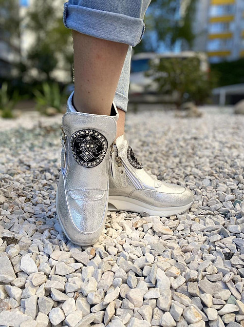 Жіночі черевики VEAGIA срібні еко-шкіра з напиленням висота 12см стелька 36р.-23см 37р.-23,5см Коломия - фото 2