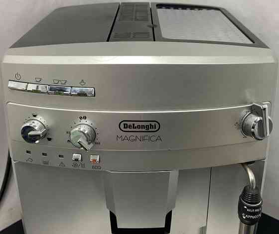 Кофемашина Delonghi Magnifica. Киев