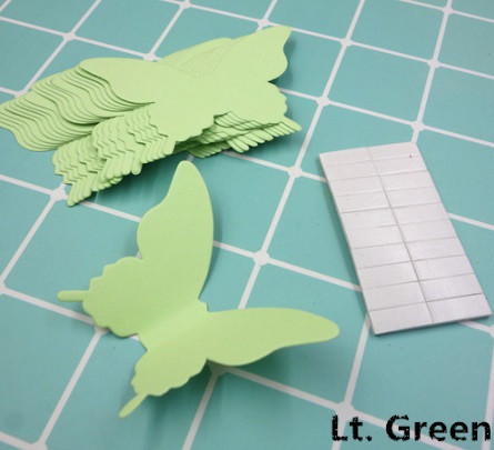 Прикраси для стін метелики салатові - у наборі 20 штук розміром 8*5см, картон, є 2-х сторонній скотч Київ - фото 1