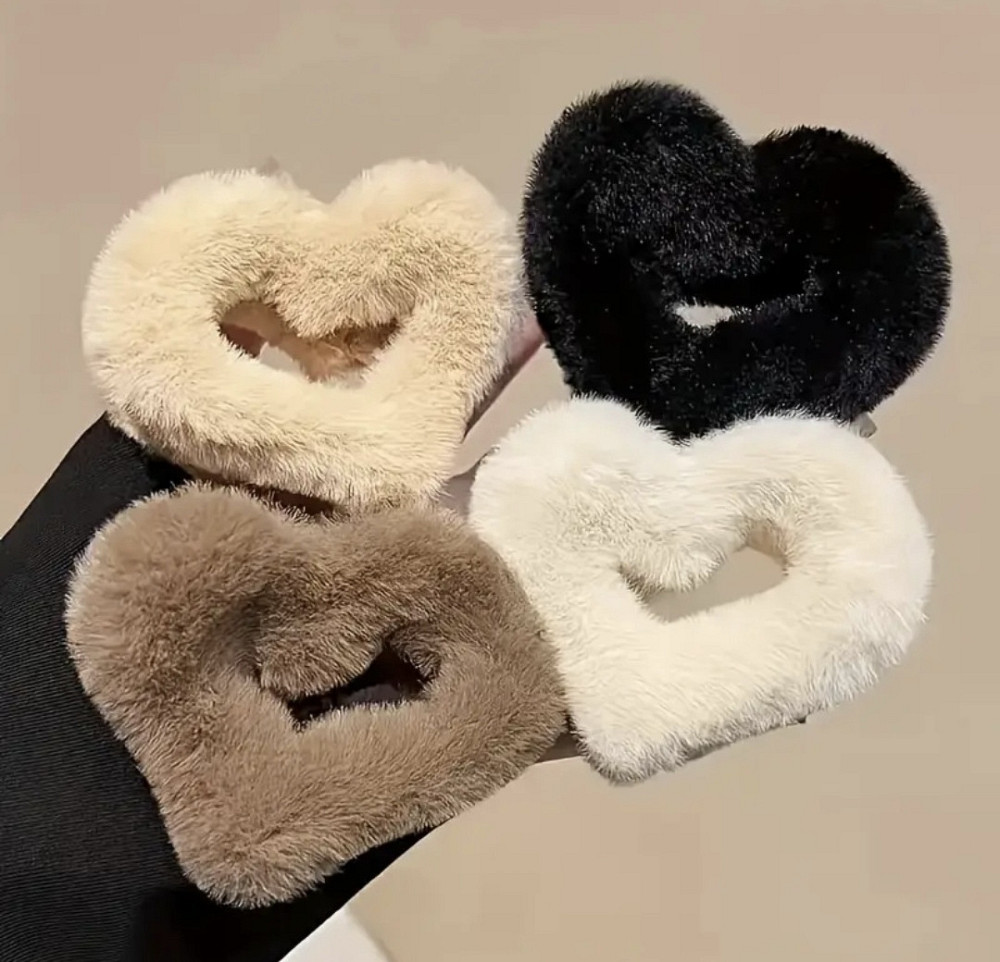 Шпилька крабік із хутра 