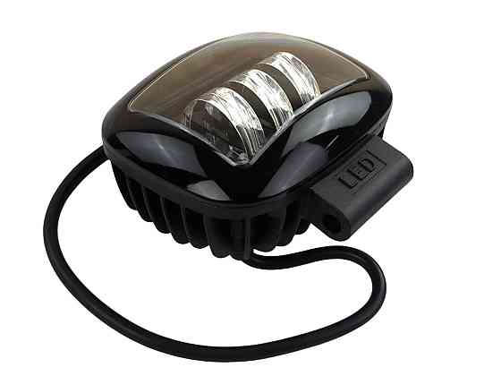 Фара ближнього світла (3 led додаткова з кріпленням, квадратна) світлодіодна Мукачево