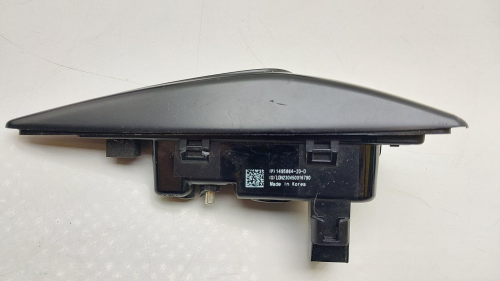 Камера-повторювач повороту лівий до автомобіля Tesla Model 3 або Model Y з незначним дефектом Луцк - изображение 3