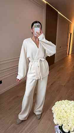Жіночий костюм з альпаки, кардиган на запах і широкі штани, осінь-зима, молочний, розмір 42/44 Лубны