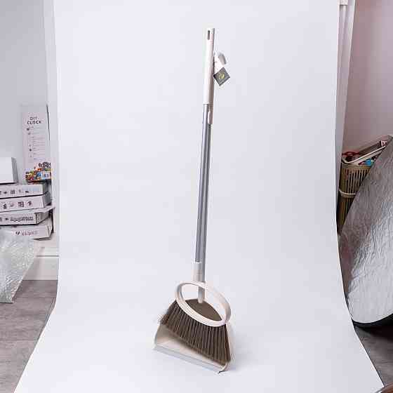 Yiwu Набір віник і совок на довгій ручці для підлоги 25×25×95 (см) Білий HP-45-1W Коломыя
