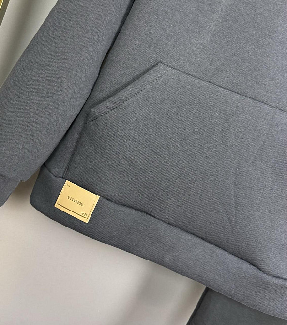 Детский теплый спортивный костюм в сером цвете  3нитка флис оверсайз 128,134 Николаев - изображение 2