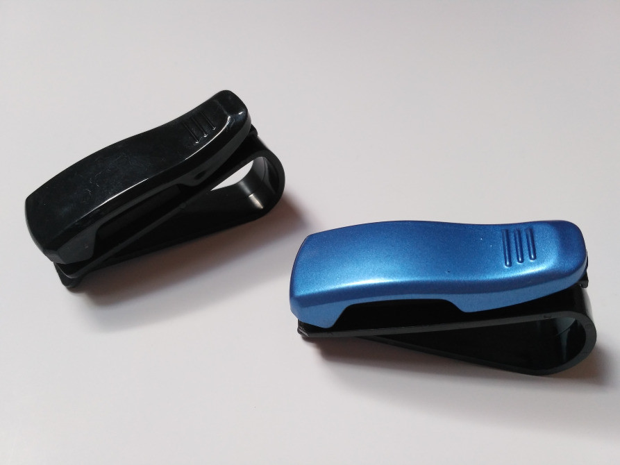 Держатель очков и пластиковых карточек на козырьке Киев - изображение 7