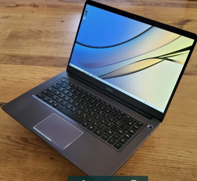 Ноутбук: Huawei Mate Book D 15.6" i5-8250U / 8/256 SSD / WIN. Київ - фото 3