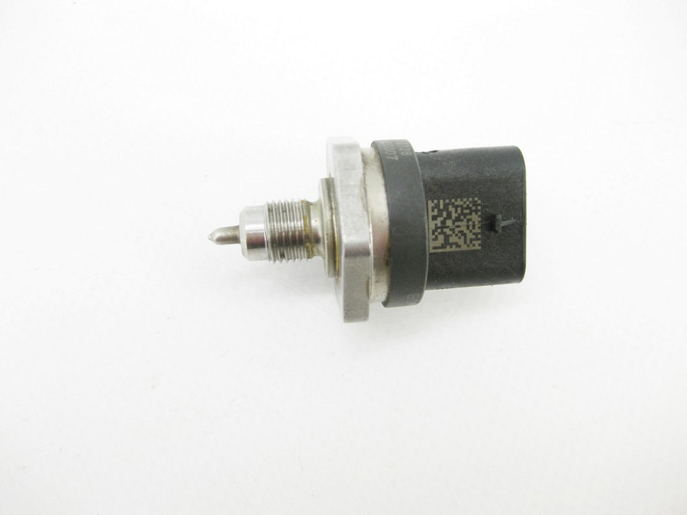 Mercedes-Benz  A2789050100 Датчик тиску та температури в паливній рейці для бензинових двигунів C-Class W205 C-Class Estate S205 C-Class Cabrio Одеса - фото 5