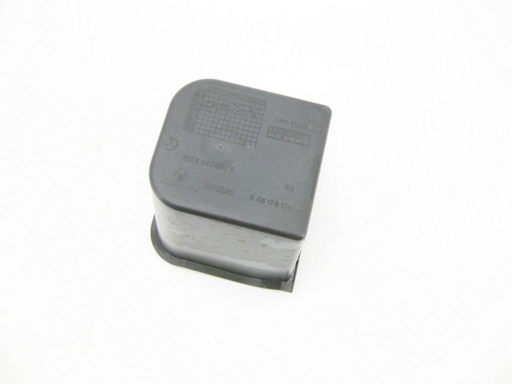 Mercedes-Benz  A1766830675 Вставка в передній підсклянник у підлокітнику CLA Shooting Brake X117 CLA C117 GLA X156 A-class W176 Одесса - изображение 6