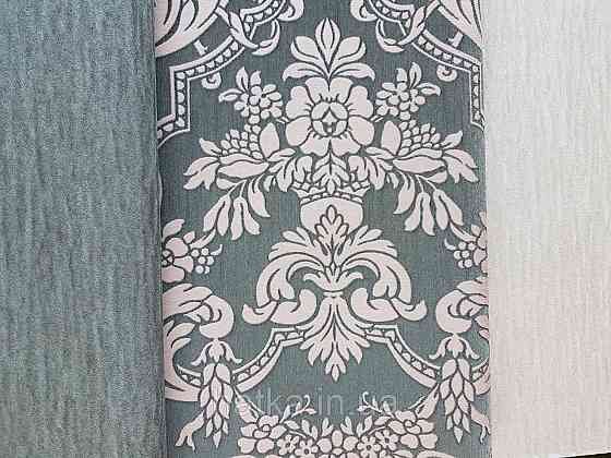 Шпалери вінілові на флізеліні Rasch Trianon Xlll 0.53х10 класика структурні вензелю квіти рожеві на чорному Київ