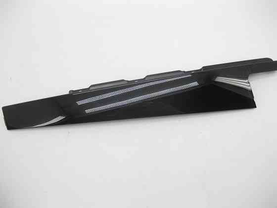 VAG  4M0839901 Вертикальна накладка на задніх лівих дверях спереду Одеса