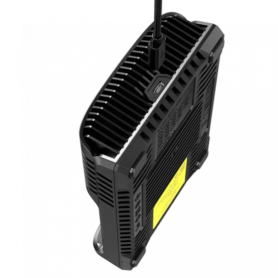 Универсальное зарядное устройство Nitecore UMS4 на 4 канала (для Ni-Mh Li-Ion IMR LiFePO4) Винница