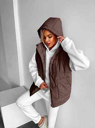 Жіночий теплий жилет з капюшоном плащівка еммі на синтепоні Шоколад, 42/44 Одеса