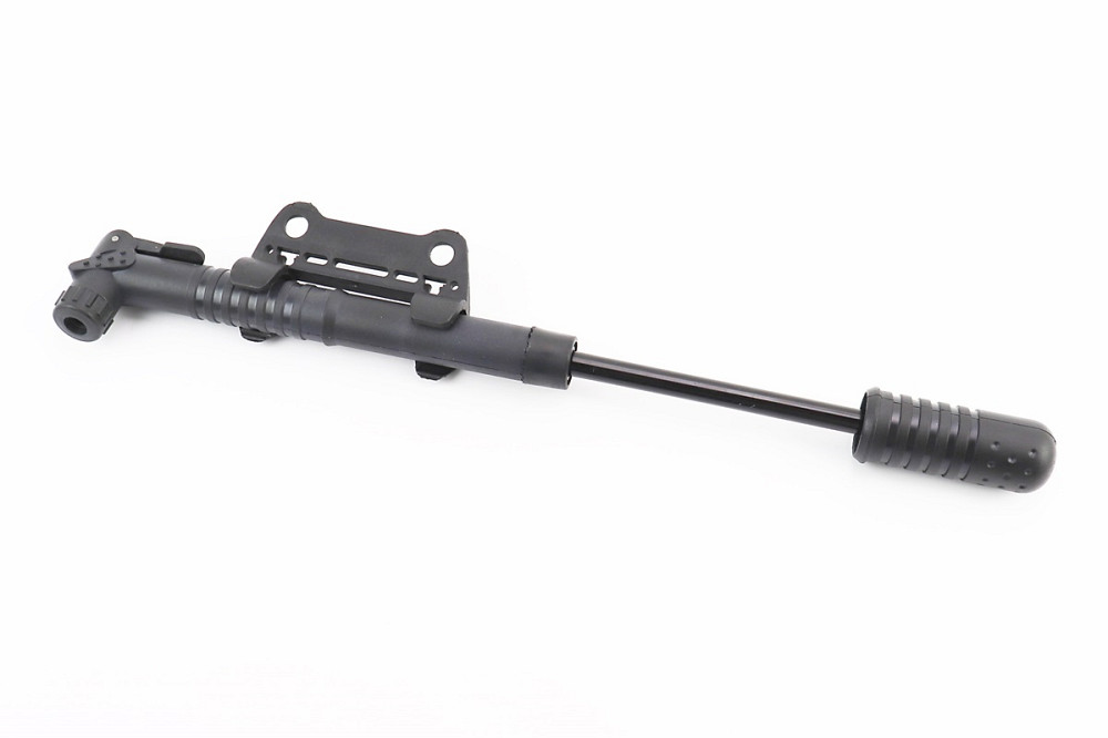 Насос пластмасовий, чорний (можливе ослаблення різьблення притискної гайки) Киев - изображение 2