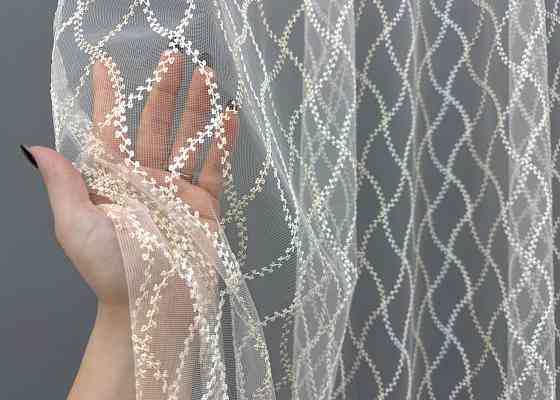 Тюль фатин с вышивкой и люрексом Цвет молочный с золотистым 1841т Киев