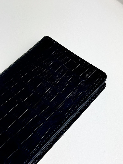 Мужской кожаный портмоне с тиснением под крокодила SR019 (Черный) Сумы - изображение 3