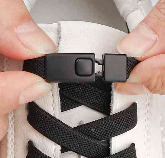 Еластичні шнурки без зав'язок з металевими застібками в колір Чорний Смела