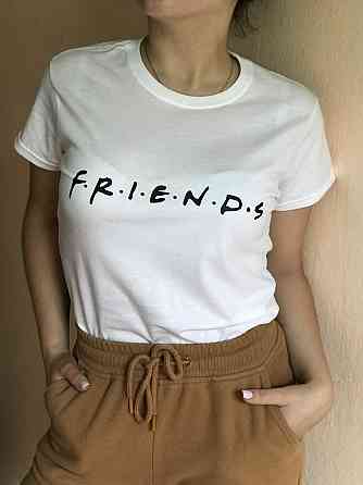 Женская футболка 100% хлопок с надписью FRIENDS Черновцы