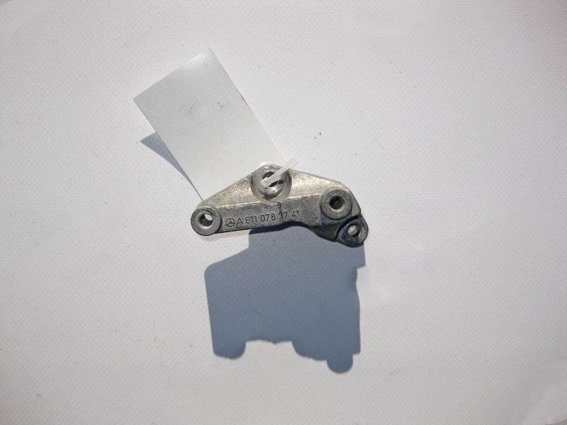 Mercedes-Benz  A6110782741 Кронштейн паливної рампи двигунів OM646 R4 2.2 cdi OM647 R5 2.7 E-Class W211 C-Class W203 W204 S-Class W220 CLK C209 Одесса - изображение 1