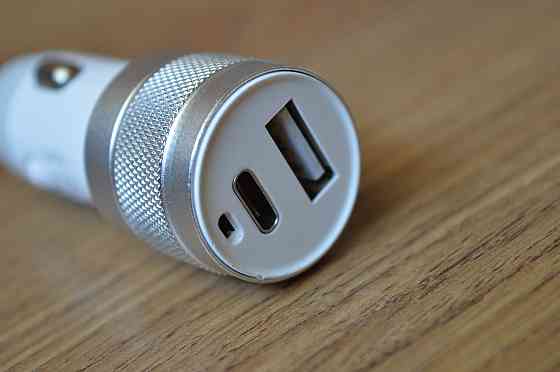 Автомобільна зарядка, гніздо USB type C + гніздо USB, А 3.1 Полтава