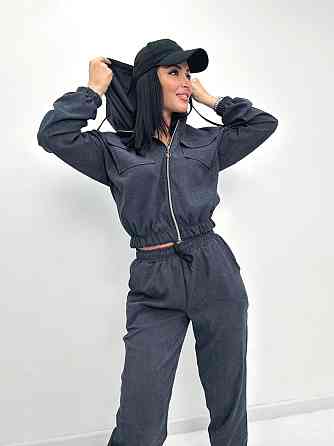 Вельветовый костюм-двойка 