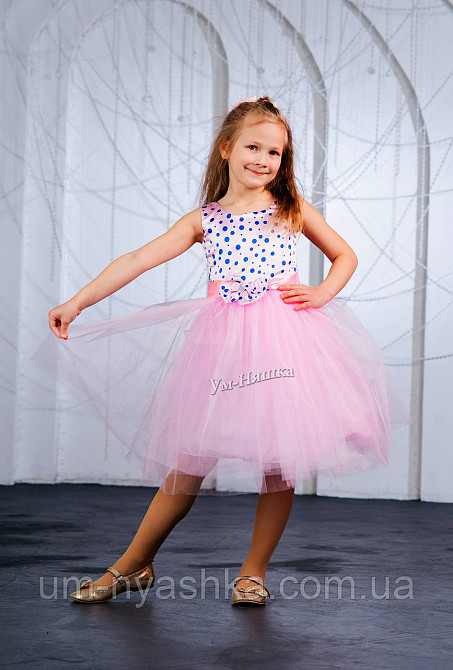 Пышное нарядное платье в ретро стиле 