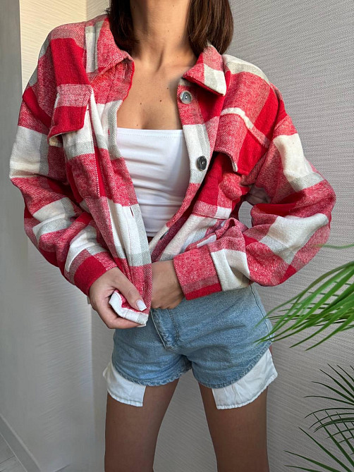 Жіноча тепла оверсайз сорочка у клітинку на гудзиках кашемір Одеса - фото 9