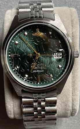 Новий годинник Vivienne Westwood Київ