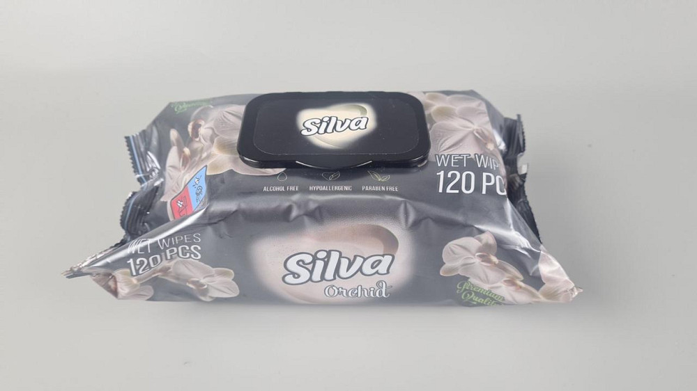 Влажная салфетка 120 шт с клапаном чёрная 