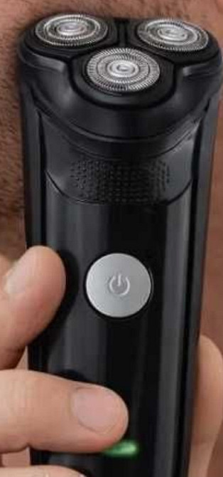 Акумуляторна Бритва RAF R-4040 USB чорна 3Вт Харків - фото 2