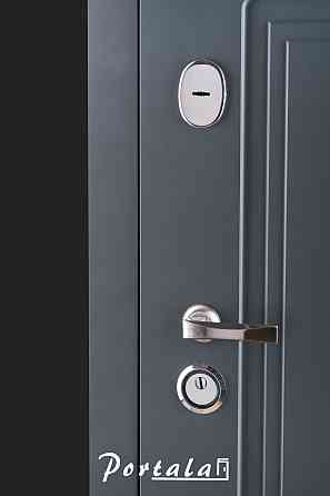 Двери уличные, МДФ-покраска по RAL,серия ТРИО, модель БЕЛФАСТ Киев