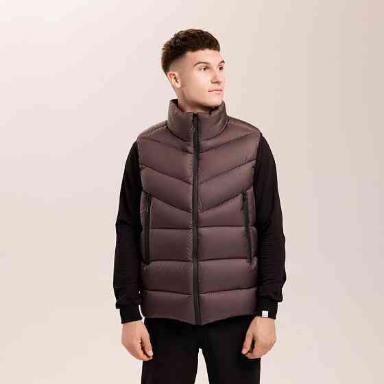 Шоколадная мужская жилетка Pobedov Puffer Киев