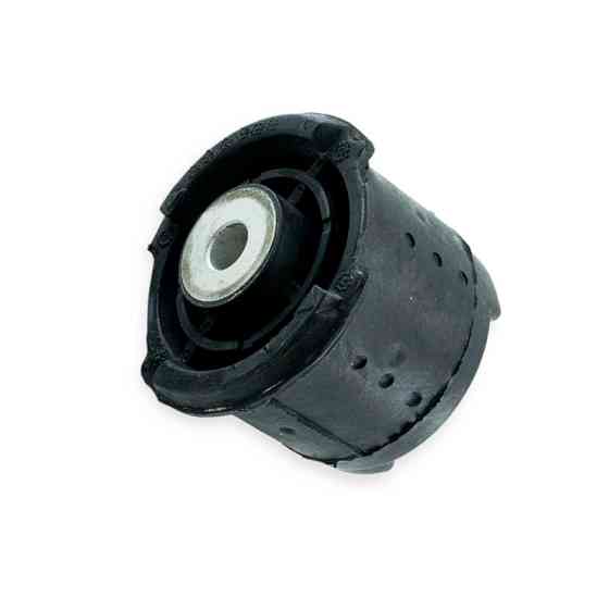 Втулка балки БМВ 3 E46 передачи левая L задней Мукачево