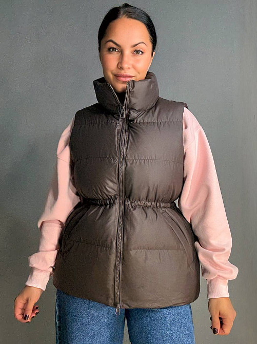 Жилетка женская Lady Yep 10006 длинная с затяжкой на талии коричневая, коричневый, 44 Киев - изображение 4