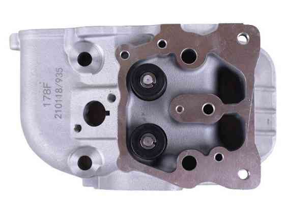 Головка блока циліндра в складанні на дизельний двигун 178F, під 2 болти Мукачево