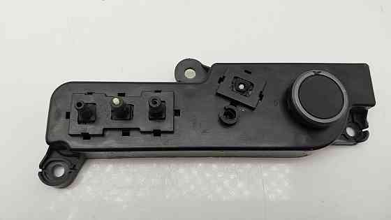 Блок регулювання положення сидіння водія Tesla model 3, model Y 1551854-01-A з незначним дефектом Луцьк