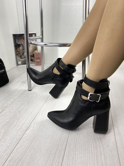 Nivelle Черевики жіночі NIVELLE чорні натуральна шкіра каблук 8см висота 11см 37р. (5600/8057-8 Коломыя - изображение 8