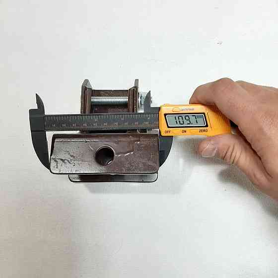 Скоба крепления лопаты на перед WEIMA 500/900 Харьков