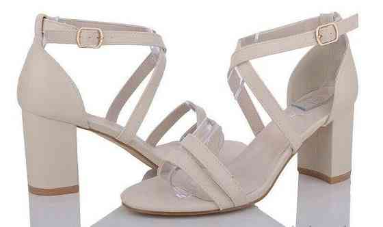 L&M Літні босоніжки жіночі на підборах бежеві з еко-шкіри на стійких підборах L&M F25-3 р. 36-4 Коломыя