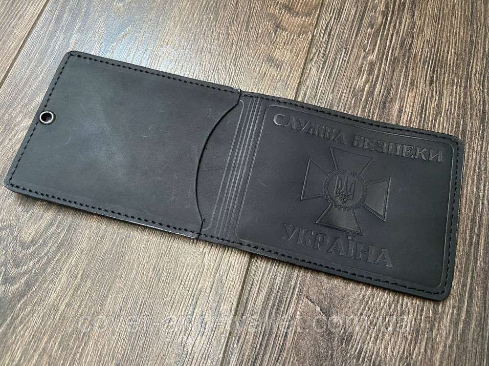 Шкіряна обкладинка на посвідчення СБУ із шевроном Чорний Crazy Київ - фото 2