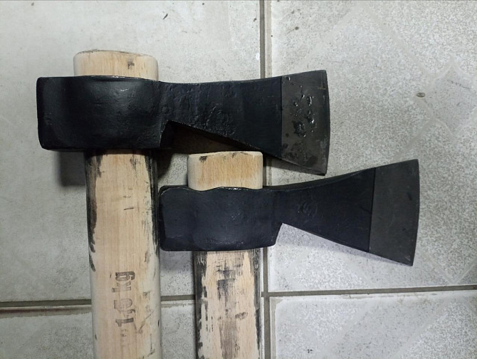 Сокира лісоруба від польського виробника кованих виробів "Kuznia TosStal" вагою 1.250 г довжиною руч Стрый - изображение 3
