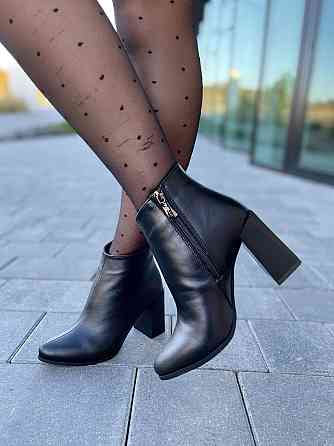 Nivelle Черевики жіночі NIVELLE чорні натуральна шкіра каблук 8см 35р.36р.40р. (4822) Коломыя