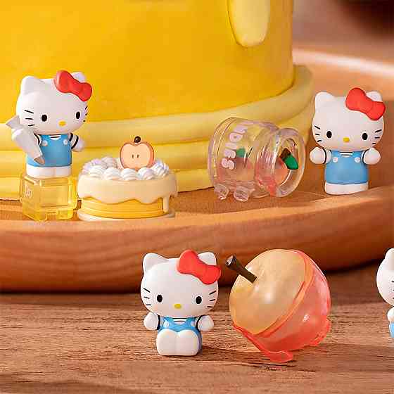 Фігурка-сюрприз Pop Top Hello Kitty – Яблучний воркшоп Дніпро