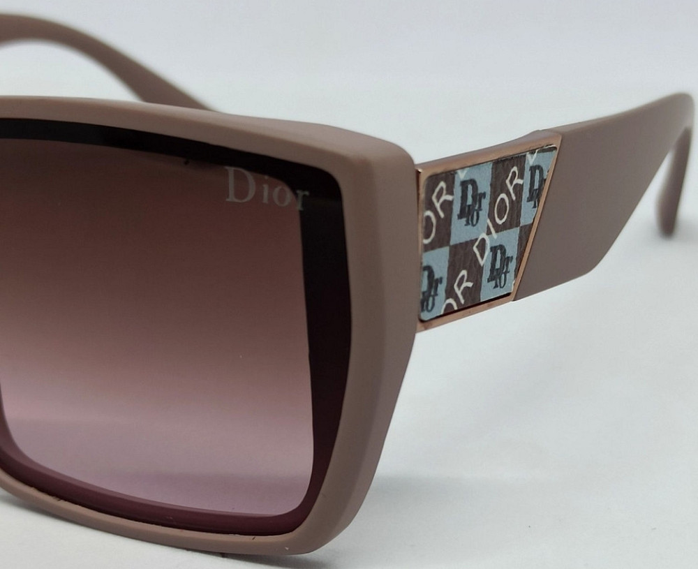 Женские брендовые очки коричнево розовый градиент в бежевой оправе. Киев - изображение 6